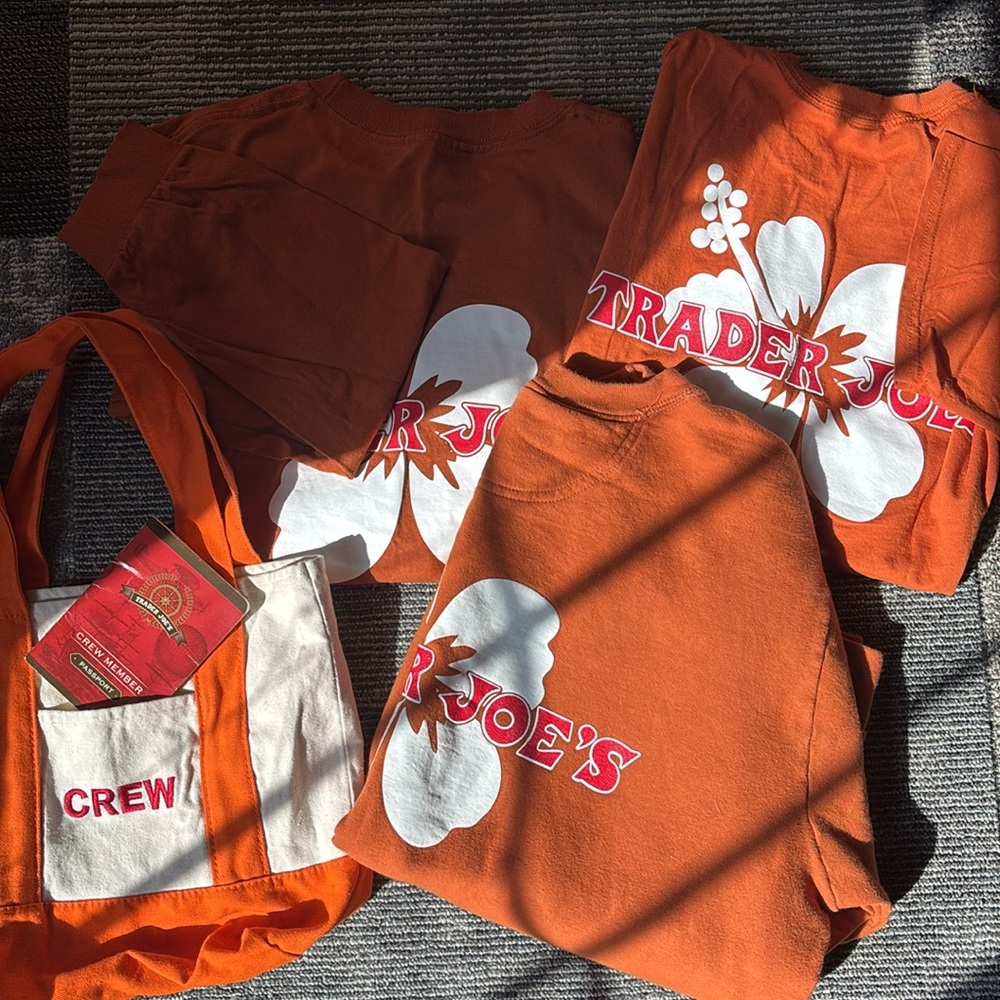 Authentic Crew Sweater🌺 PUMPKIN